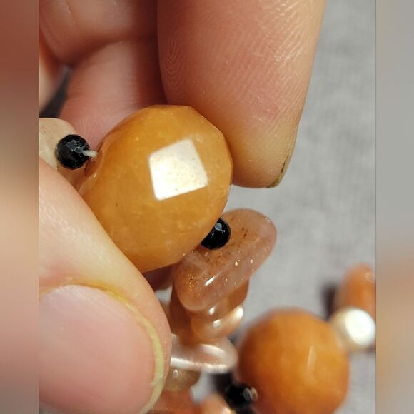 Peach Agate and Thai Black Spinel Necklace - Picture 10 of 16